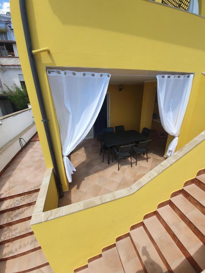 Yellowhouse Apartment กาลาโกโนเน ภายนอก รูปภาพ
