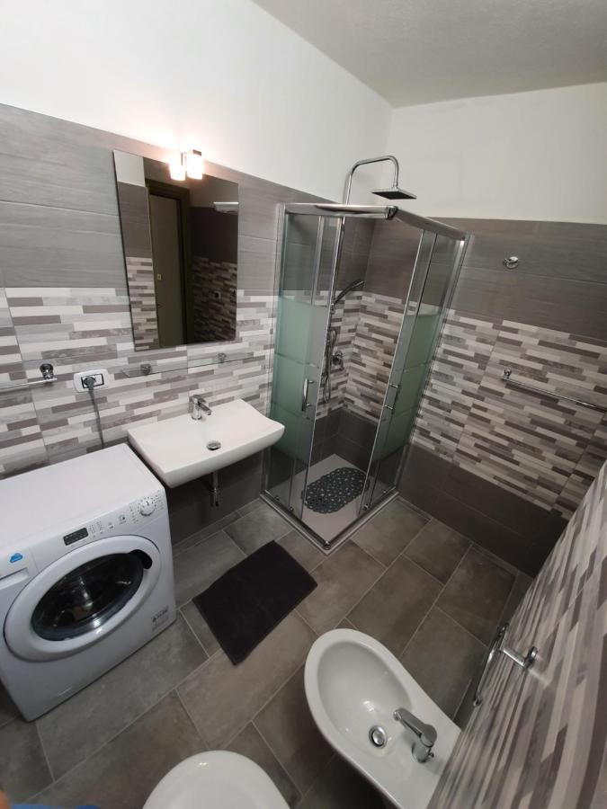 Yellowhouse Apartment กาลาโกโนเน ภายนอก รูปภาพ