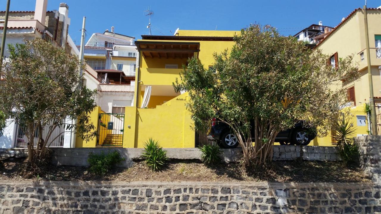 Yellowhouse Apartment กาลาโกโนเน ภายนอก รูปภาพ