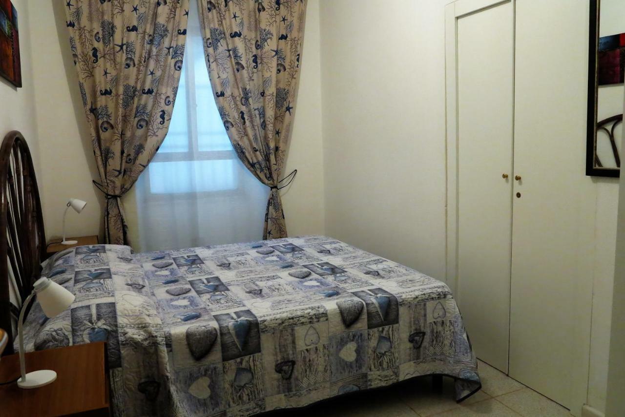 Yellowhouse Apartment กาลาโกโนเน ภายนอก รูปภาพ